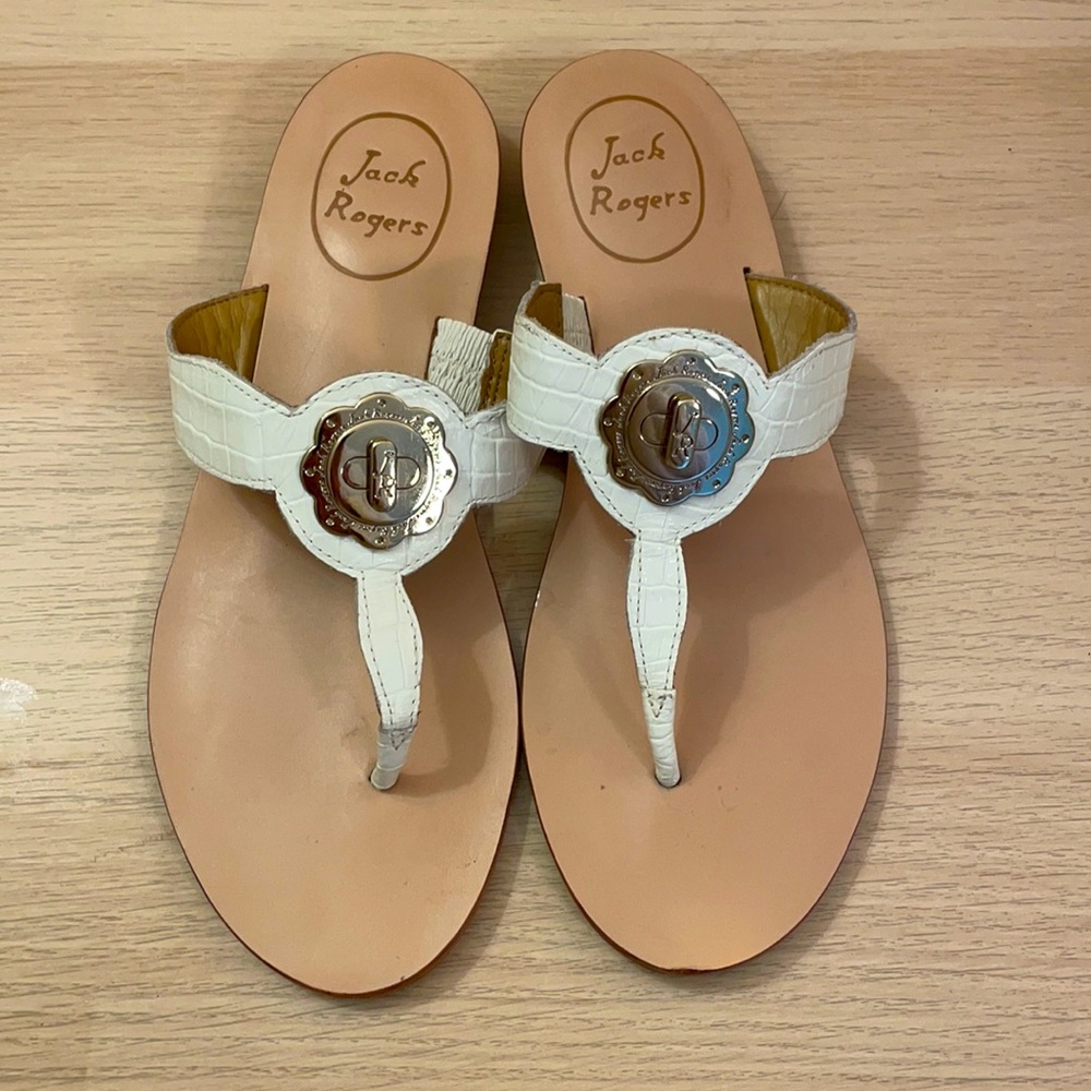 like new 5.5 white Jack Rogers sandals